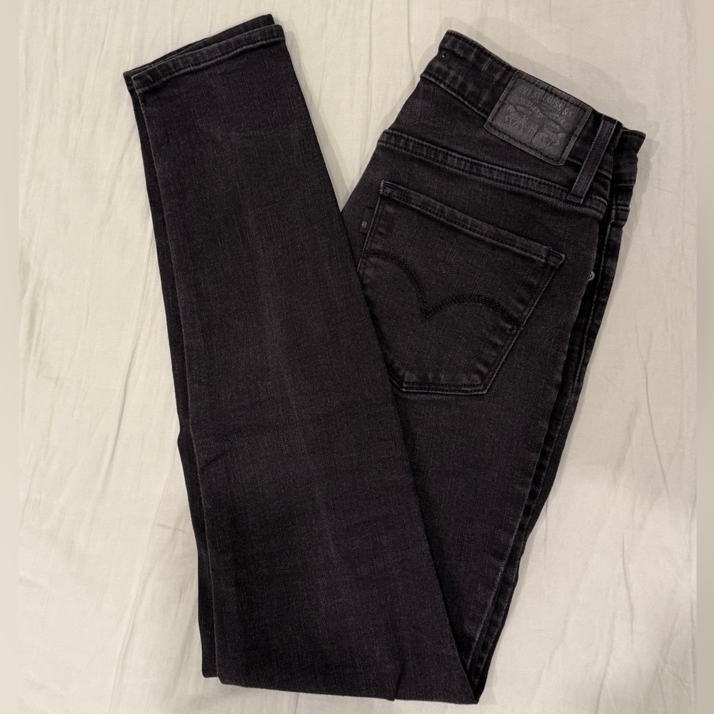 Levi’s 721 High Rise Skinny Women’s Jeans